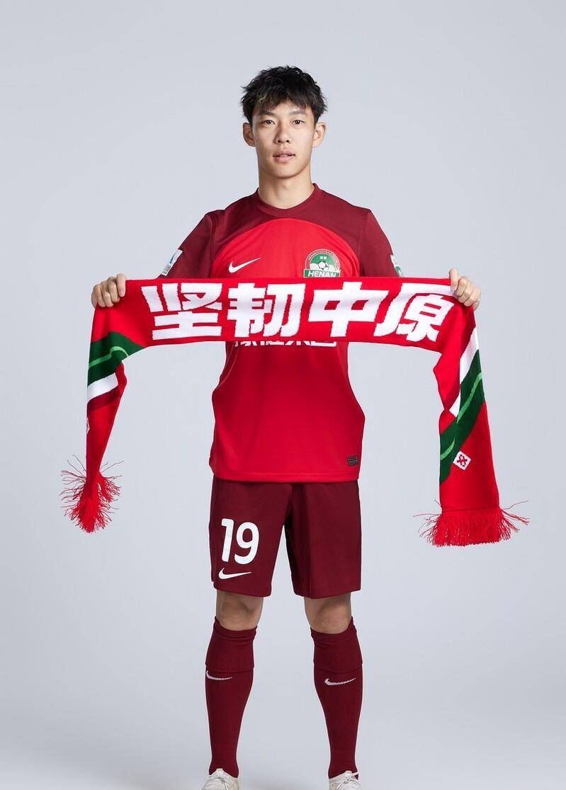 关于德罗巴新星惊险取胜表现惊艳，日本队未来可期！的信息