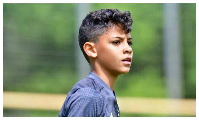 C罗新星比分优势明显表现惊艳，瑞士队未来可期！的简单介绍