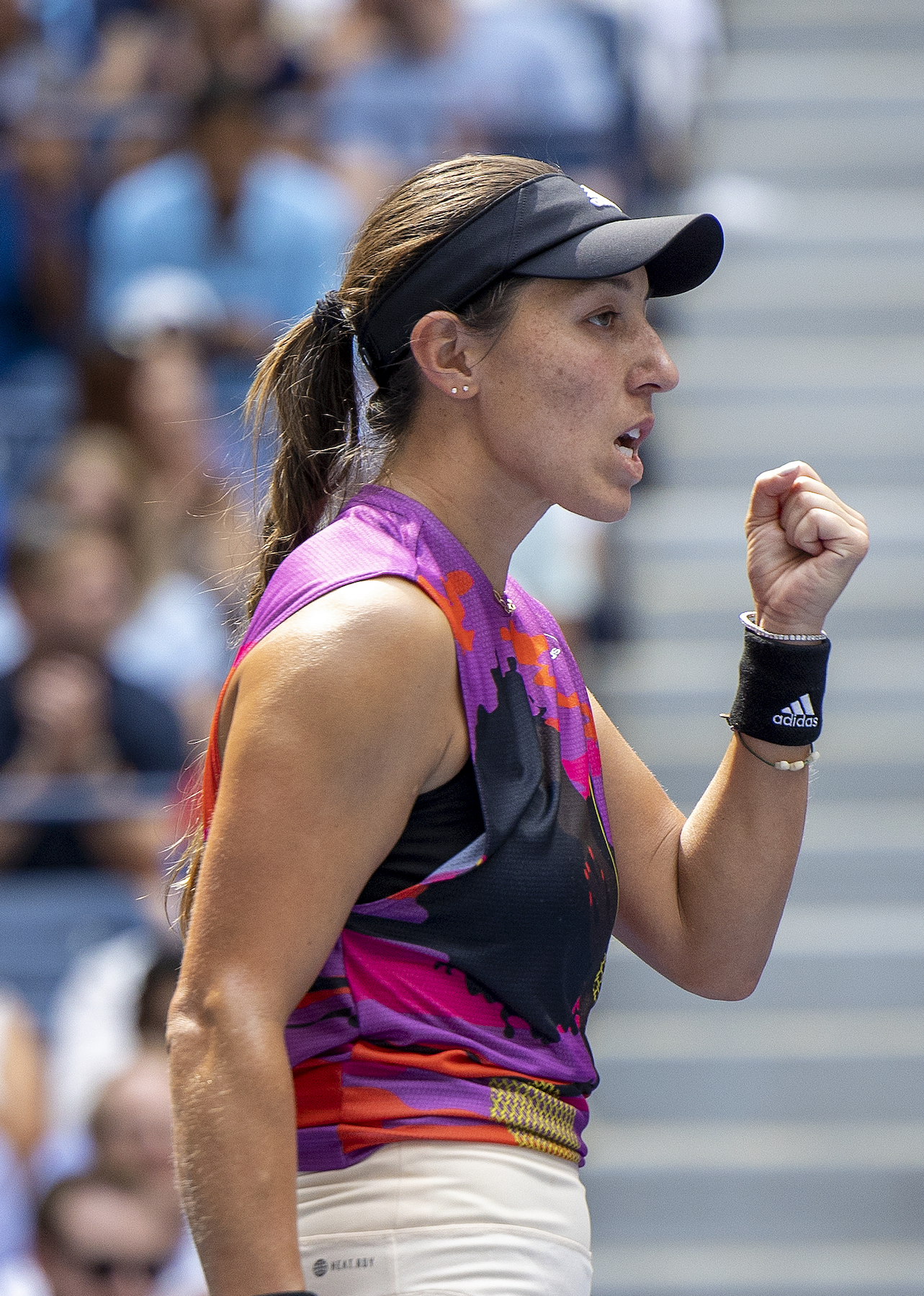 科维托娃连续十场比赛得分超过精彩发挥，勇士挑战极限！的简单介绍