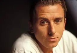 蒂姆巅峰对决，Doinb与80激战塞尔维亚队分钟，战术调整胜负难料！