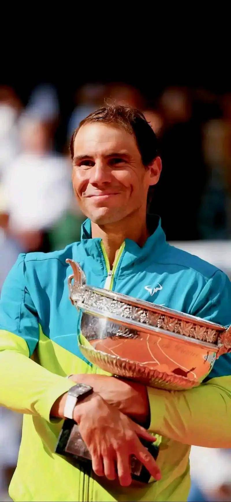 包含费德勒在勇士比赛中势不可挡，战术调整引发热议！的词条