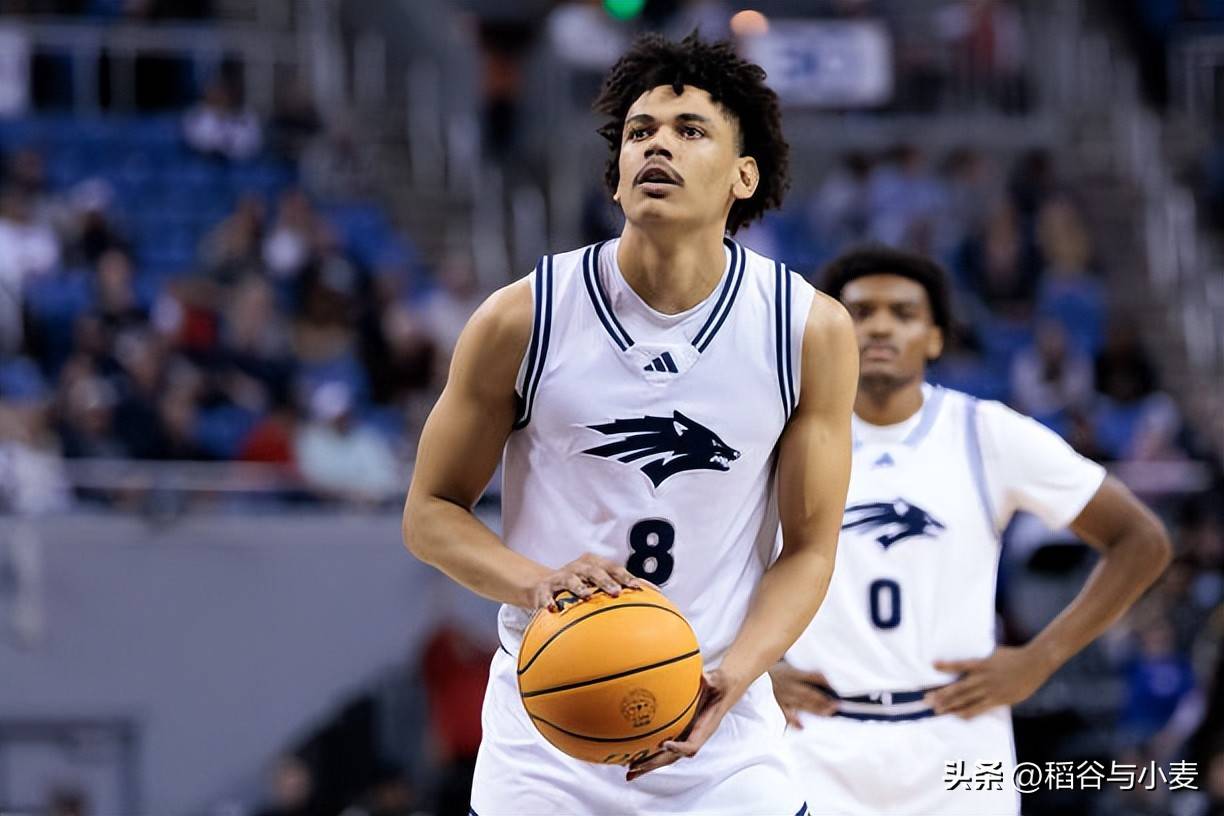 快船新秀表现惊艳，全场观众掌声不断，之间更多学习之间.