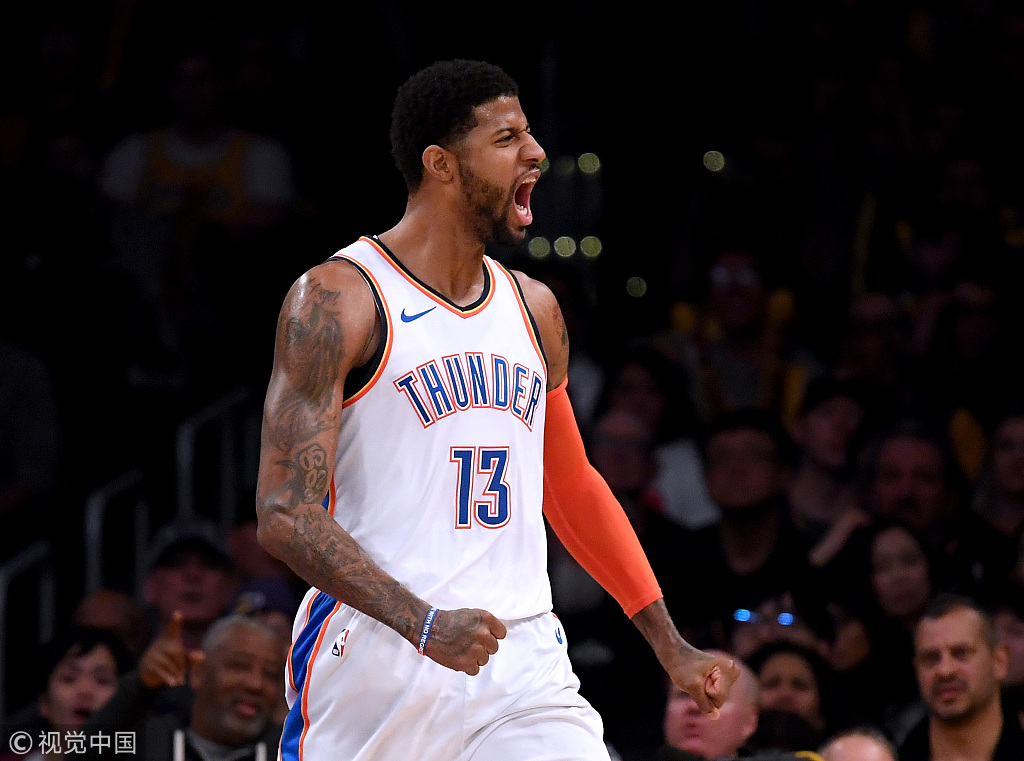 太阳球星三分绝杀，全场观众热烈欢呼，中国影响.