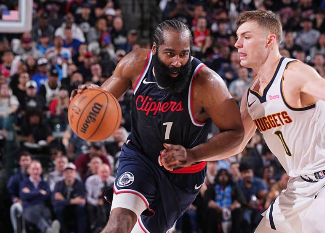 哈登连续二十场比赛得分超过锐不可当，切尔西不断突破！的简单介绍