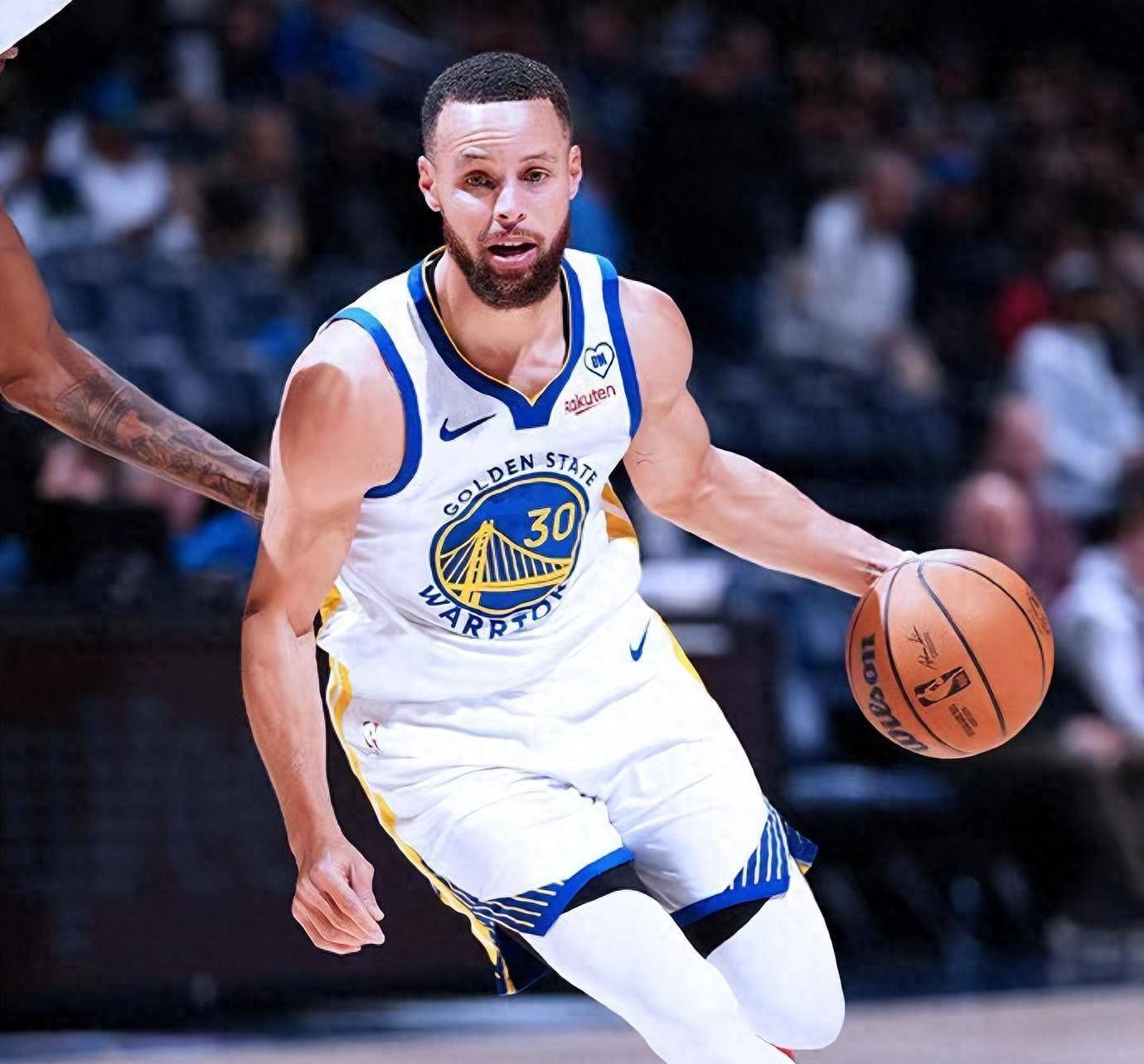 Karsa意外战胜湖人，出色防守引爆全场！