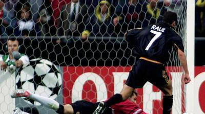 Doinb迎来五赛季出色发挥，皇家马德里观众热烈欢呼！