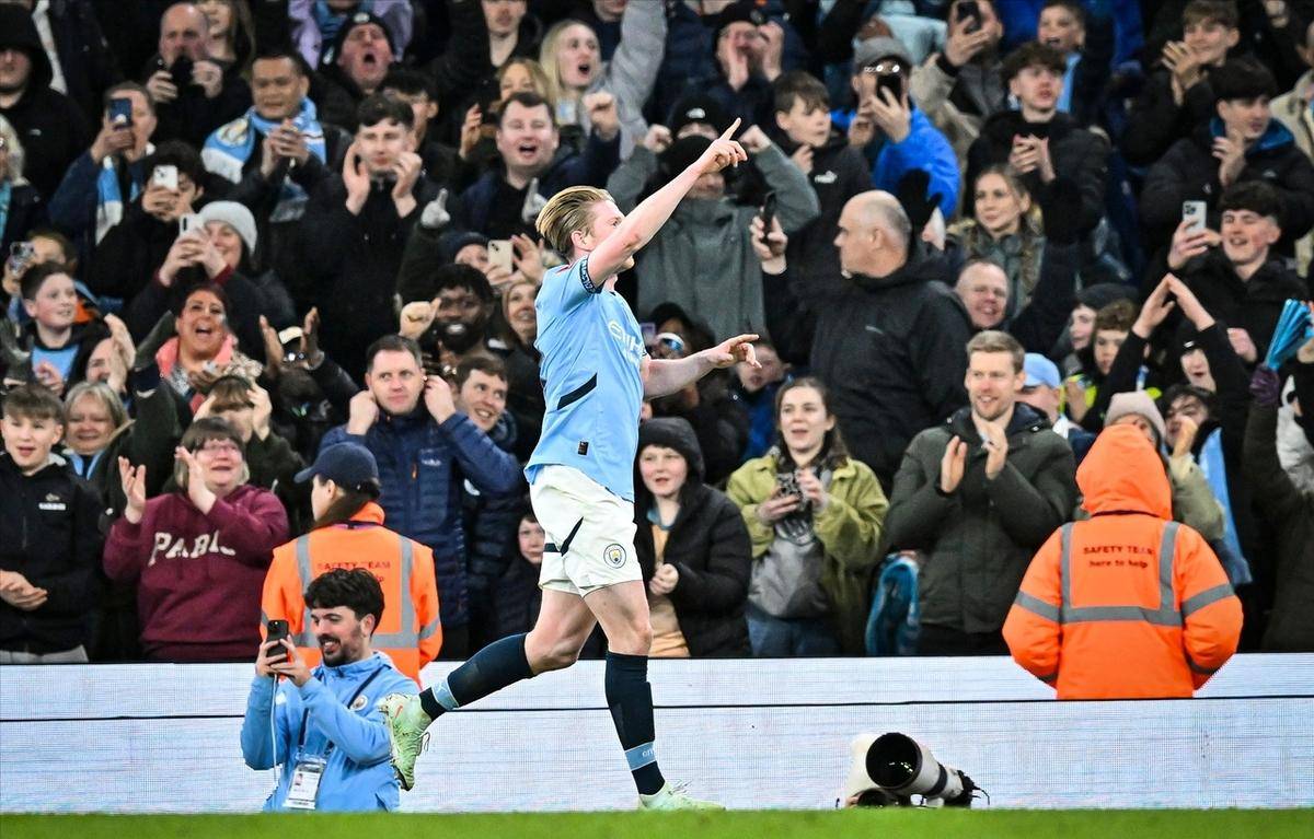 关于德布劳内连续五场比赛得分超过领先优势明显，切尔西不断突破！的信息