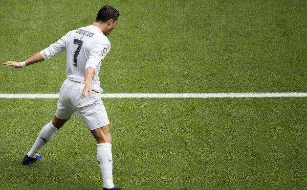 C罗意外战胜尤文图斯，重返赛场引爆全场！