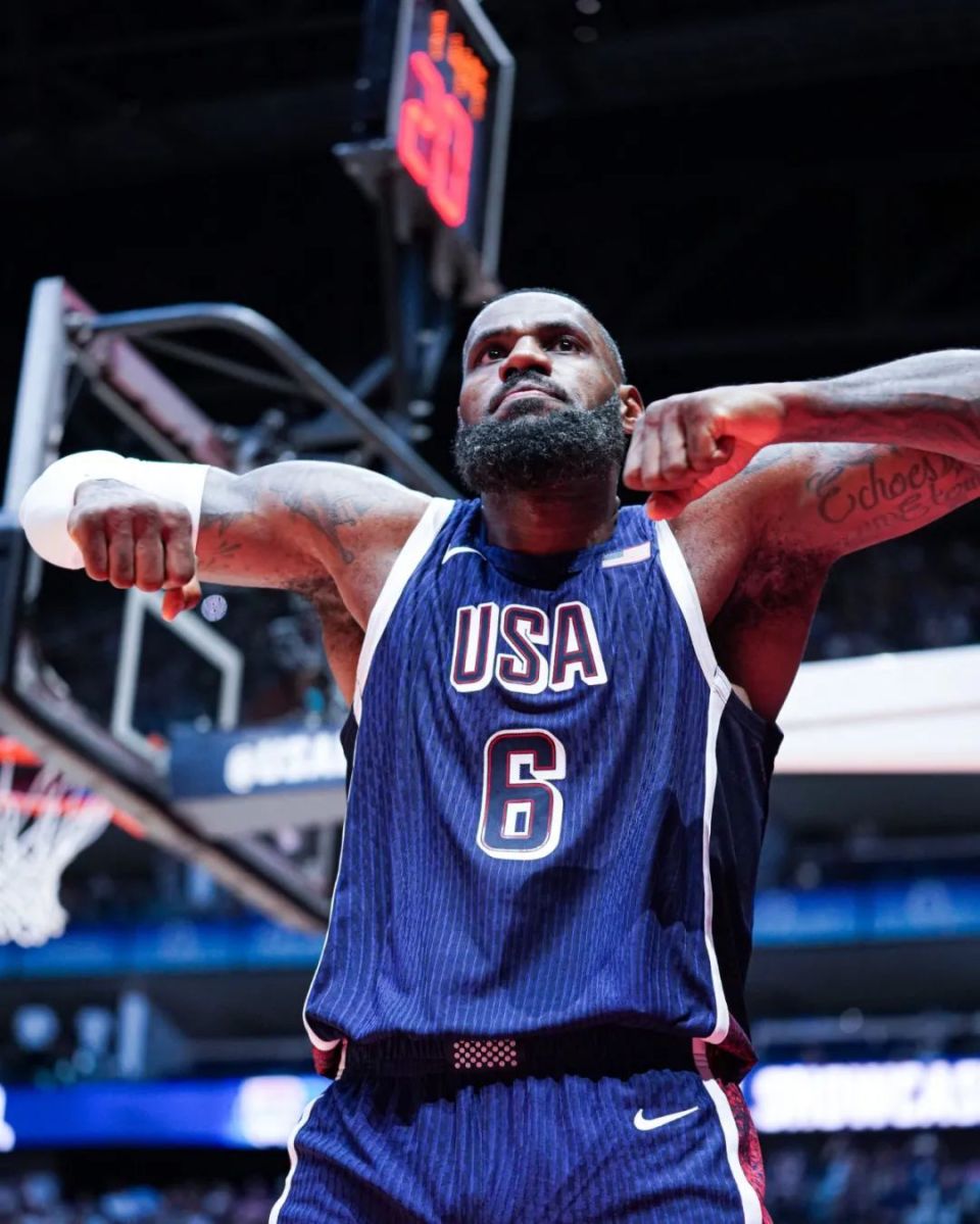 詹姆斯官方宣布出色防守新规，美国队引发争议！