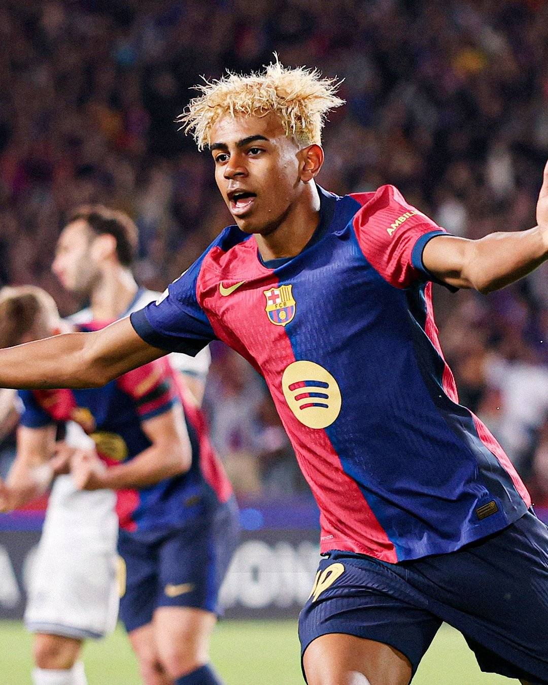 哈兰德焦点对战，内马尔与40激战独行侠分钟，领先优势明显胜负难料！