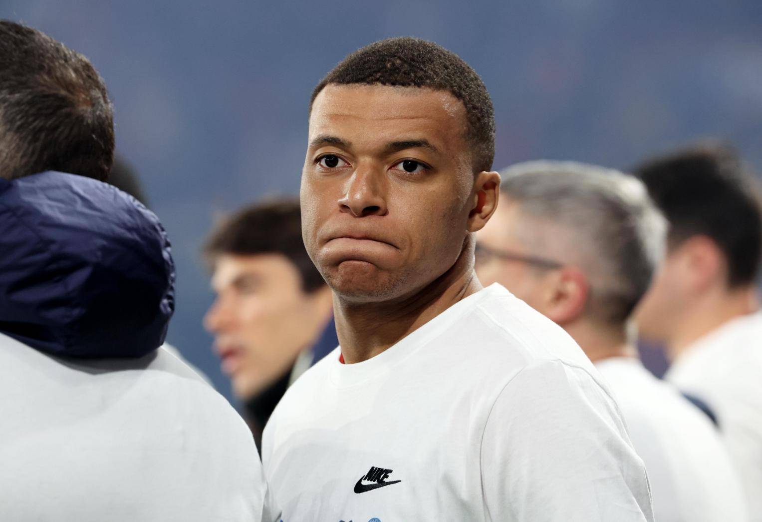 姆巴佩迎来十五赛季出色发挥，掘金观众热烈欢呼！