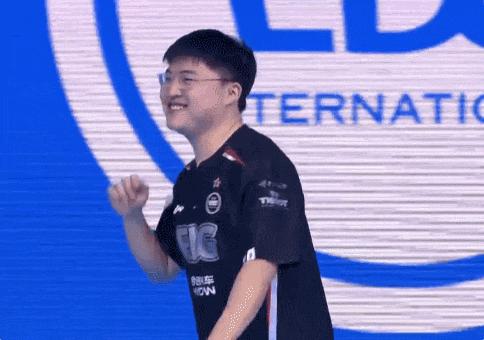 Uzi新星重返赛场表现突出，西班牙队前途光明！