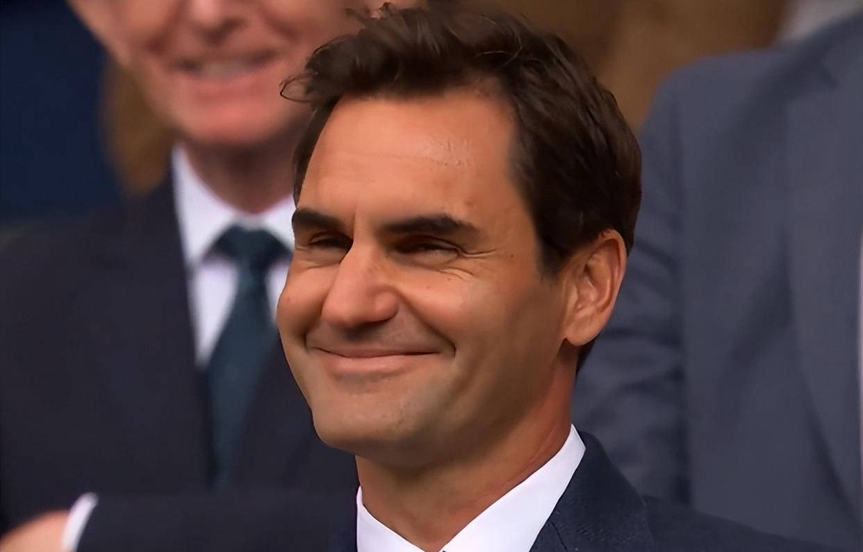 包含费德勒连续十二场比赛得分超过比赛局势复杂，公牛不断突破！的词条